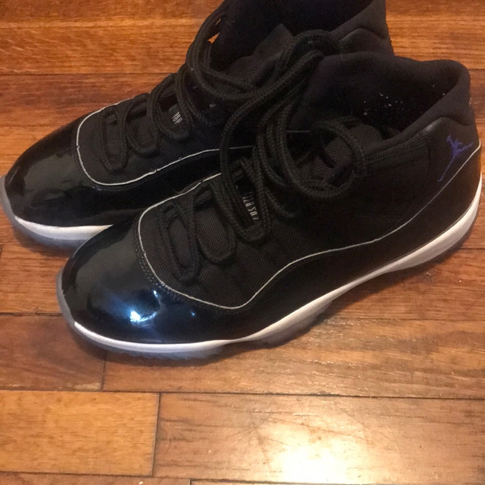 Air Jordan 11 Retro Space Jam 2016